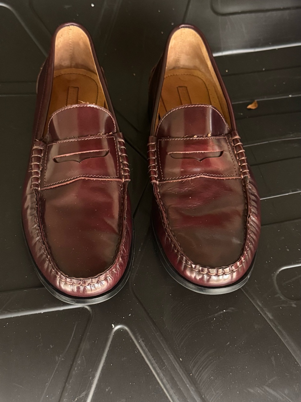Tommy Hilfiger Men's Burgundy Leather Penny Loafers